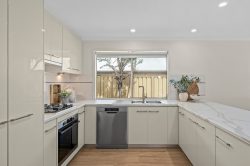 10 Flag St, Seaford Meadows SA 5169, Australia