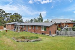 31 Flinders Esplanade, Taroona TAS 7053, Australia