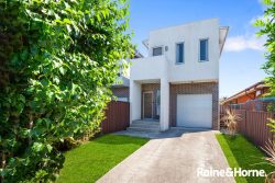 60 Wolseley St, Fairfield NSW 2165, Australia