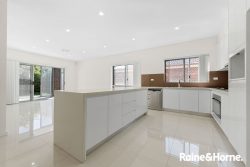 60 Wolseley St, Fairfield NSW 2165, Australia