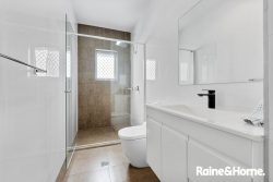 60 Wolseley St, Fairfield NSW 2165, Australia