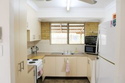 13 Fuller Ct, South Mackay QLD 4740, Australia