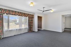 9 Gilbert Rd, Christies Beach SA 5165, Australia