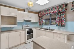 9 Gilbert Rd, Christies Beach SA 5165, Australia