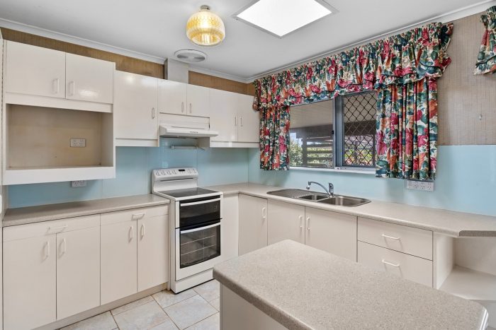 9 Gilbert Rd, Christies Beach SA 5165, Australia