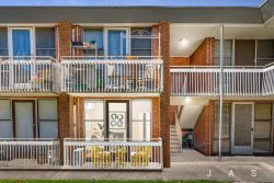 4/103 Gordon St, Footscray VIC 3011, Australia