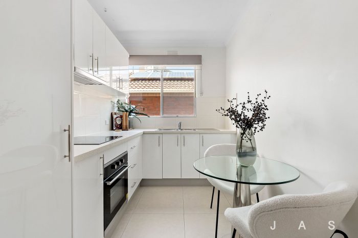 4/103 Gordon St, Footscray VIC 3011, Australia