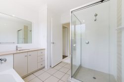 Unit 1/26 Grendon St, North Mackay QLD 4740, Australia