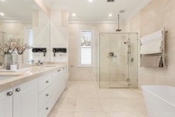 19 Head St, Balwyn VIC 3103, Australia