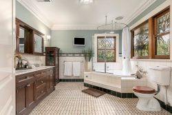 65 High St, Kew VIC 3101, Australia