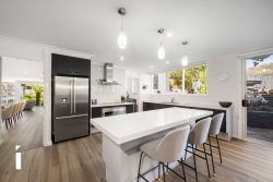 77 Hawkesbury Cres, Farrer ACT 2607, Australia