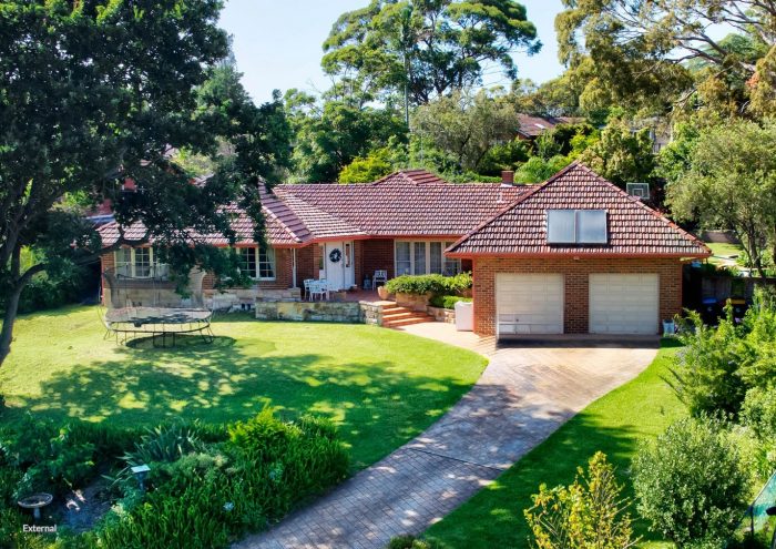 107 Iris St, Beacon Hill NSW 2100, Australia