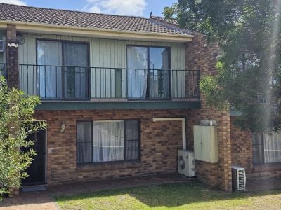 Unit 4/11 Ironbark Rd, Muswellbrook NSW 2333, Australia
