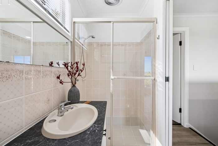 9 Humber Ct, Happy Valley SA 5159, Australia