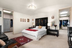 215 Kooyong Rd, Toorak VIC 3142, Australia