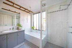 4D Minninup Rd, South Bunbury WA 6230, Australia