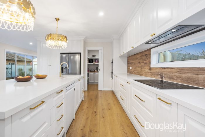 21 Lodden St, Sunshine North VIC 3020, Australia