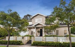 Unit 1/7 Louisa St, Croydon VIC 3136, Australia