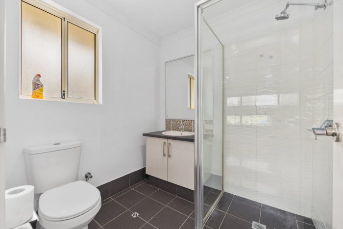 13 Markwell Ave, Haynes WA 6112, Australia
