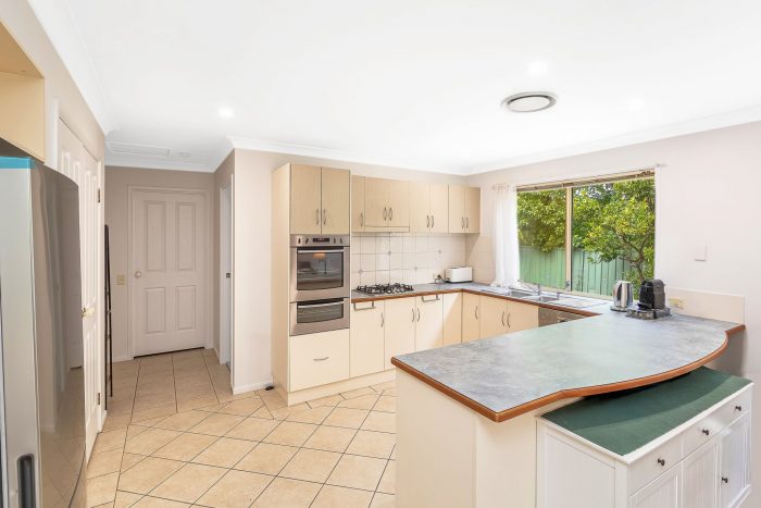 30 Matthew Cct, Mardi NSW 2259, Australia