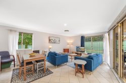 30 Matthew Cct, Mardi NSW 2259, Australia