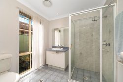 30 Matthew Cct, Mardi NSW 2259, Australia