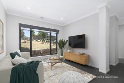 9 McSwiney Ct, Leneva VIC 3691, Australia