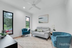 34 Marsdenia Dr, White Rock QLD 4306, Australia