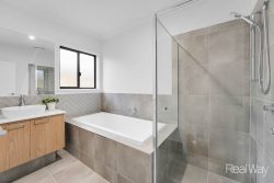 34 Marsdenia Dr, White Rock QLD 4306, Australia