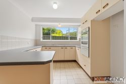 Unit 2/15 Mooramba Ave, North Gosford NSW 2250, Australia