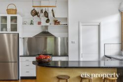 10 Nelumie St, Lindisfarne TAS 7015, Australia