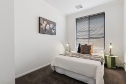 33 Noble Cct, Onkaparinga Heights SA 5163, Australia