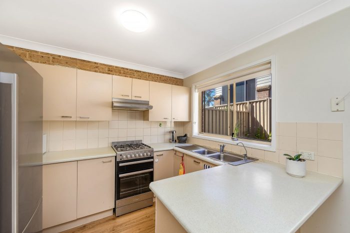 Unit 3/506 Pacific Hwy, Wyoming NSW 2250, Australia