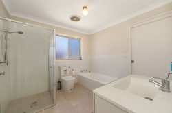 Unit 3/506 Pacific Hwy, Wyoming NSW 2250, Australia