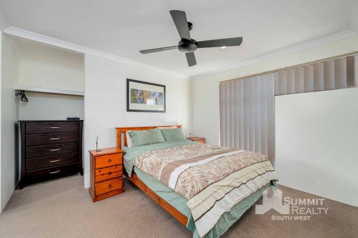 369 Parade Rd, Dalyellup WA 6230, Australia