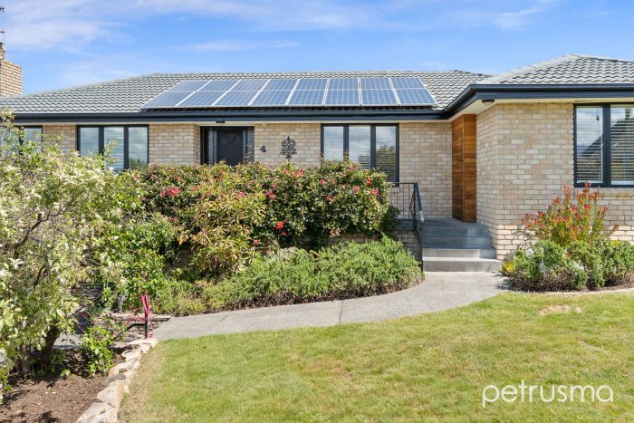 4 Parish Ln, Margate TAS 7054, Australia