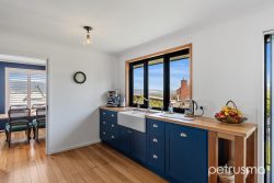 4 Parish Ln, Margate TAS 7054, Australia