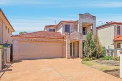 5 Charker Dr, Harrington Park NSW 2567, Australia