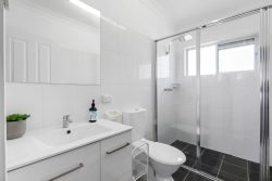 Unit 3/13 Margaret St, Belmont North NSW 2280, Australia
