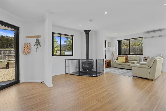 30 Open Drive, Snug, TAS 7054, Australia