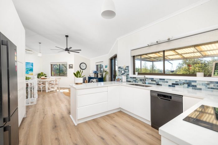 4 Scott Cct, Salamander Bay NSW 2317, Australia