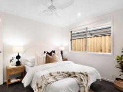 2/259 Settlers Blvd, Chisholm NSW 2322, Australia