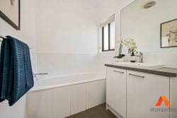 138 Splendour St, Rochedale QLD 4123, Australia