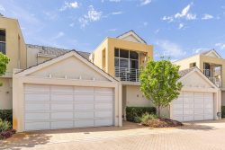 Unit 3/12 Sonnet Cl, Woodlands WA 6018, Australia