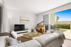 Unit 3/12 Sonnet Cl, Woodlands WA 6018, Australia