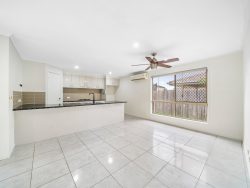 57 Surround St, Dakabin QLD 4503, Australia