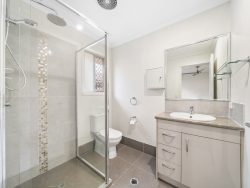 57 Surround St, Dakabin QLD 4503, Australia