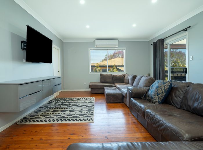 1 Tara St, Wilsonton QLD 4350, Australia