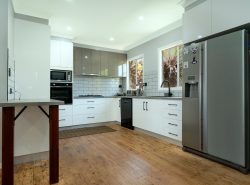 1 Tara St, Wilsonton QLD 4350, Australia