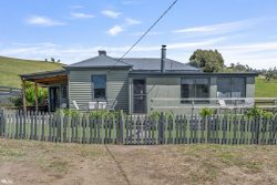 979 Tea Tree Rd, Tea Tree TAS 7017, Australia